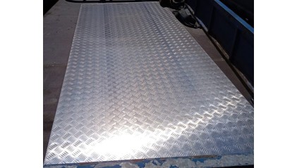 лист алюминиевый рифленый квинтет 1,2 мм ВД1 купить в Воронеже