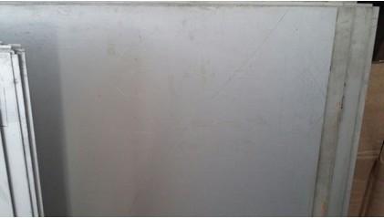 Лист титановый 0,8x1000x2000 мм ОТ4-1 фото лист титановый 0,8x1000x2000 мм ОТ4-1 купить в Воронеже