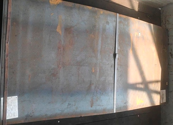 Лист стальной горячекатаный 5x1000x2000 мм 6ХВ2С ГОСТ 19903-2015 фото