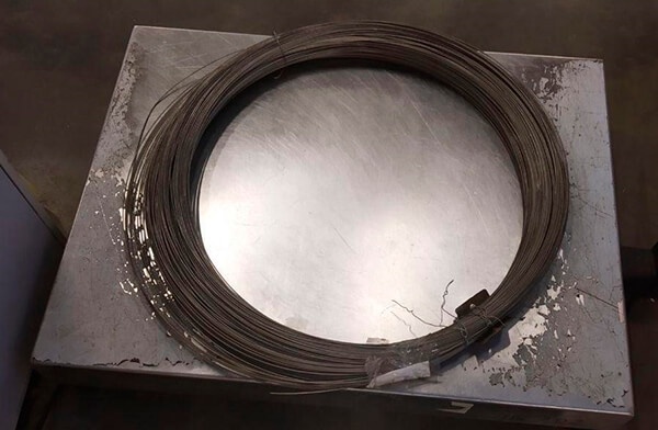 Проволока нержавеющая сварочная 1,2 мм СВ-08Х20Н9Г7Т ГОСТ 2246-70 фото